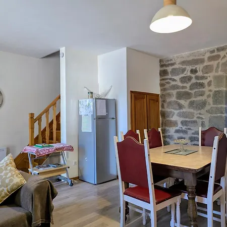 Sejour Rustique Proche Des Estables Et Du Puy-en-velay - Fr-1-582-533 Holiday home Saint-Front (Haute-Loire)