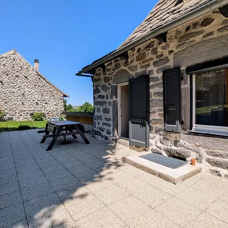 Sejour Rustique Proche Des Estables Et Du Puy-en-velay - Fr-1-582-533