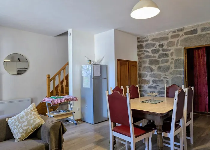 Sejour Rustique Proche Des Estables Et Du Puy-en-velay - Fr-1-582-533 Holiday home Saint-Front (Haute-Loire)